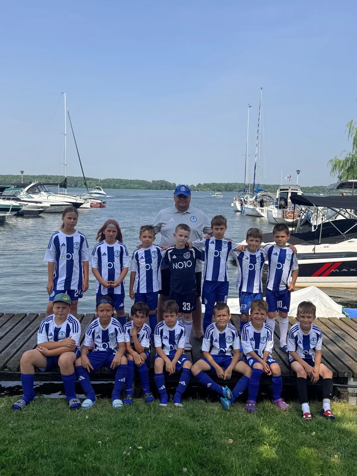 Rocznik 2018 - zdjęcie grupowe z obozu letniego